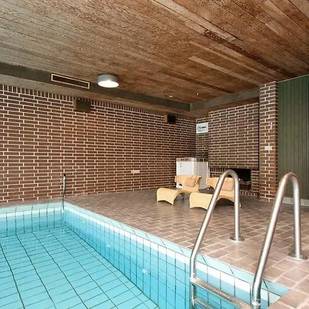 Sleeps 6 Pool Wifi Hébergement de vacances *