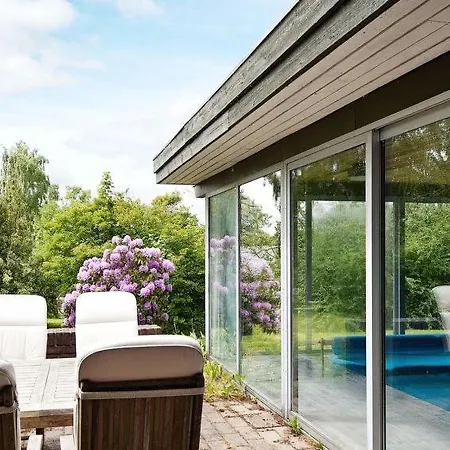 Sleeps 6 Pool Wifi Hébergement de vacances