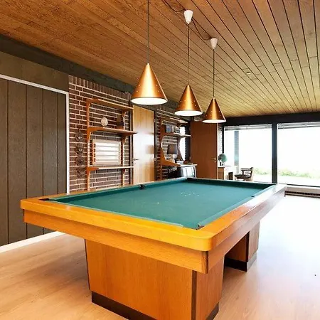 Sleeps 6 Pool Wifi